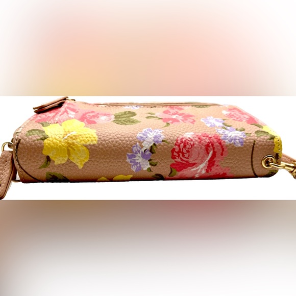 Cute Stone Mountain Leather Wallet, Beige w/Multicolored Flowers, NWT - Picture 5 of 11